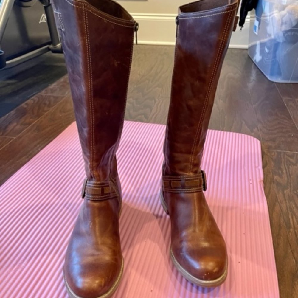 Timberland Tall Leather Boot Size 9.5W Brown Riding Model 8548R Savin Hill